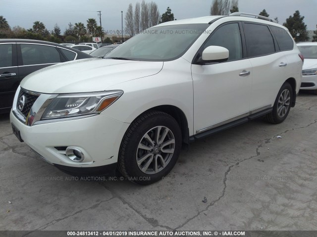 5N1AR2MN3FC721721 - 2015 NISSAN PATHFINDER S/SV/SL/PLATINUM WHITE photo 2