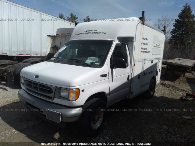 1FDSE35L42HA01327 - 2002 FORD ECONOLINE E350 SUPER DUTY CTWAY VAN WHITE photo 2