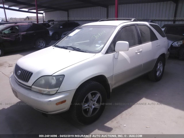 JT6GF10U0Y0047635 - 2000 LEXUS RX 300 WHITE photo 2