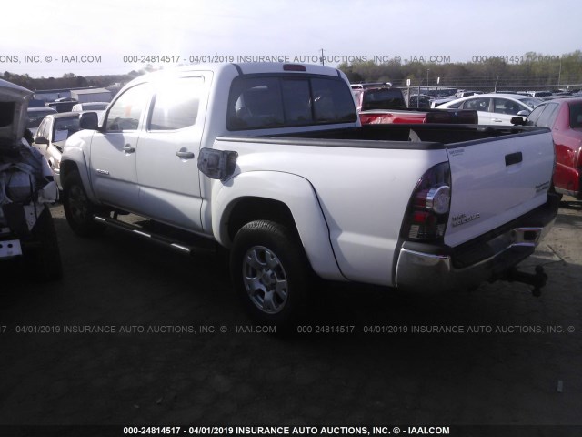 3TMJU4GN6AM104086 - 2010 TOYOTA TACOMA DOUBLE CAB PRERUNNER WHITE photo 3