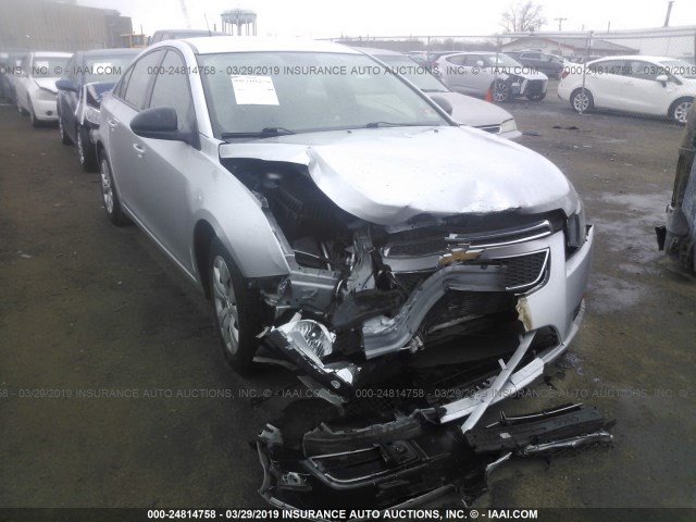 1G1PA5SG8D7126812 - 2013 CHEVROLET CRUZE LS SILVER photo 6