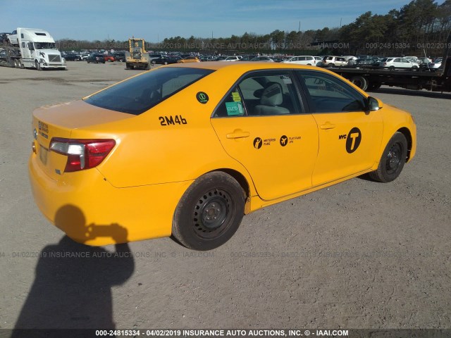 4T1BD1FK4DU092199 - 2013 TOYOTA CAMRY HYBRID/LE/XLE YELLOW photo 4