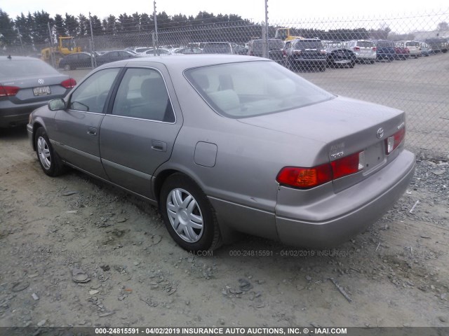 4T1BG22KXYU687017 - 2000 TOYOTA CAMRY CE/LE/XLE 灰色 照片 3