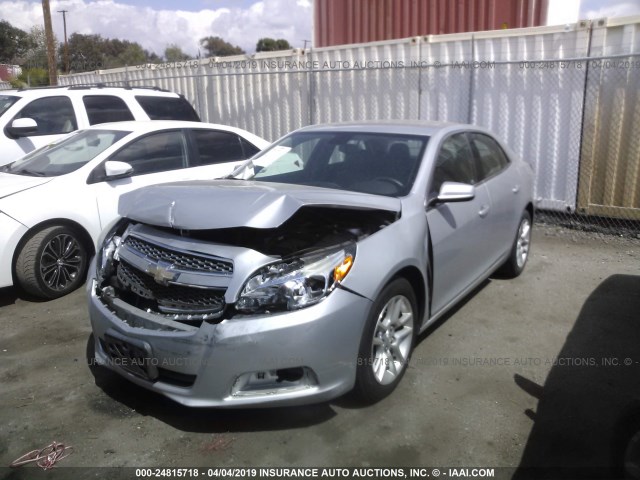 1G11D5SR2DF346127 - 2013 CHEVROLET MALIBU 1LT 银色 照片 2