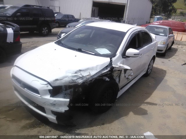 JA32U2FU0FU001538 - 2015 MITSUBISHI LANCER ES WHITE photo 2