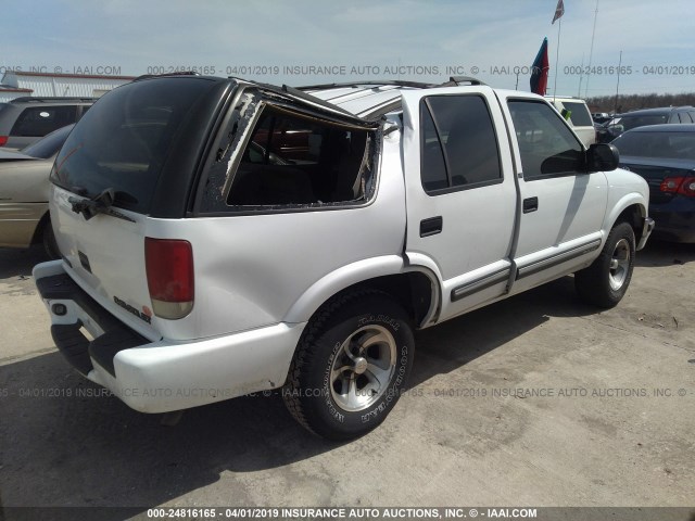 1GNCS13W312156544 - 2001 CHEVROLET BLAZER WHITE photo 4