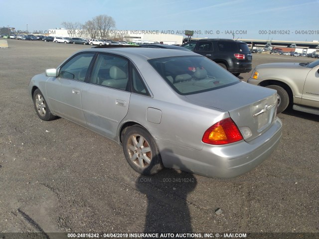 4T1BF28B11U161150 - 2001 TOYOTA AVALON XL/XLS SILVER photo 3