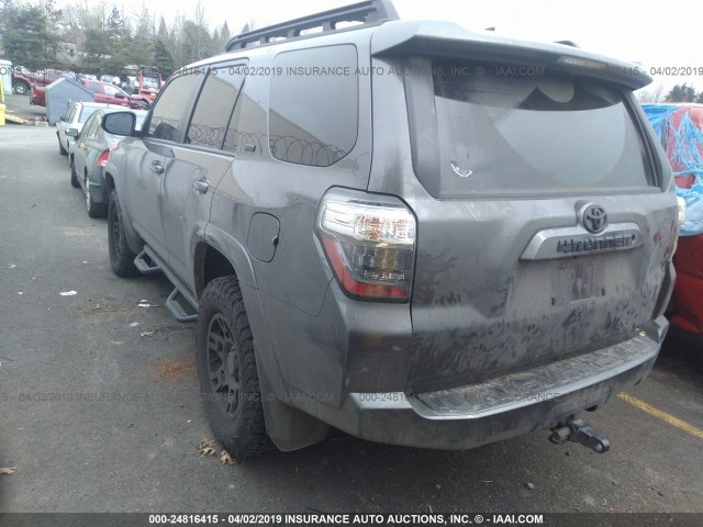 JTEBU5JR7G5406258 - 2016 TOYOTA 4RUNNER SR5 PREM/LTDL/TRAIL/TRD GRAY photo 3