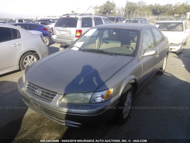 JT2BF22K4X0175579 - 1999 TOYOTA CAMRY LE/XLE Champagne photo 2