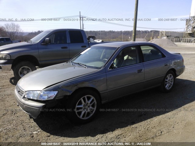 4T1BF28K71U115189 - 2001 TOYOTA CAMRY LE/XLE 灰色 照片 2