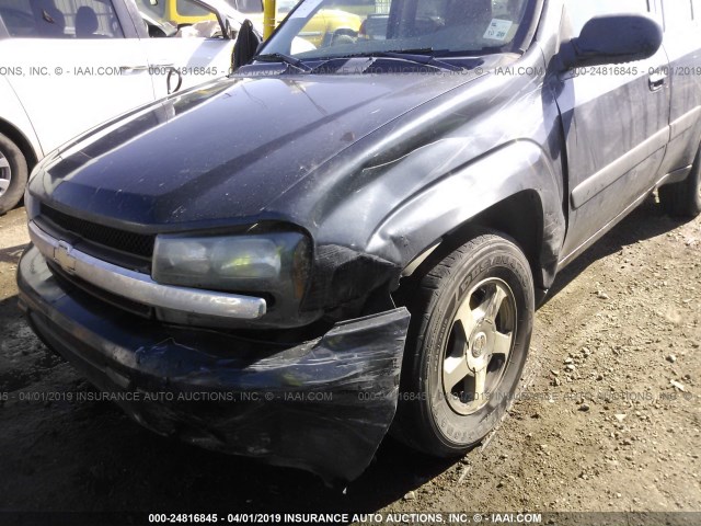 1GNDS13S152183412 - 2005 CHEVROLET TRAILBLAZER LS/LT GRAY photo 6