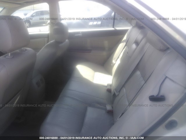 JTDBF30K320011684 - 2002 TOYOTA CAMRY LE/XLE/SE GOLD photo 8