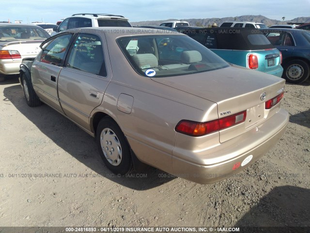 JT2BG22K8W0172891 - 1998 TOYOTA CAMRY CE/LE/XLE GOLD photo 3