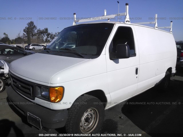 1FTRE14253HA75504 - 2003 FORD ECONOLINE E150 VAN WHITE photo 2