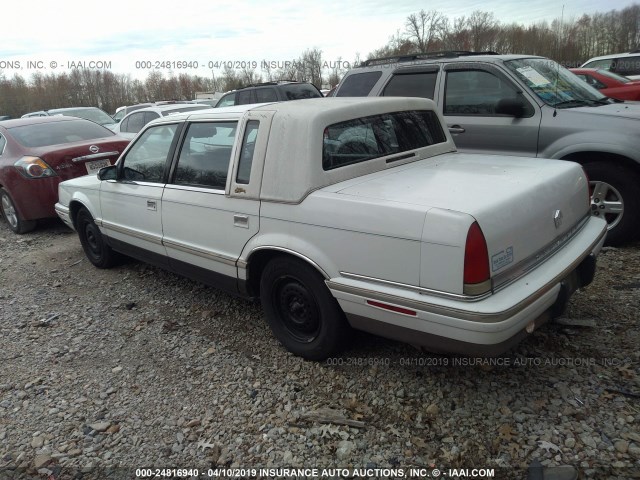 1C3XV66RXPD143943 - 1993 CHRYSLER NEW YORKER FIFTH AVENUE WHITE photo 3