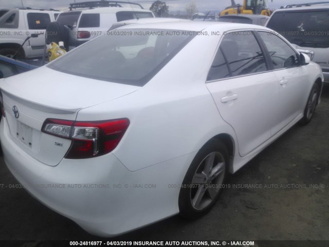 4T1BF1FK1DU278065 - 2013 TOYOTA CAMRY L/SE/LE/XLE 白色 照片 4