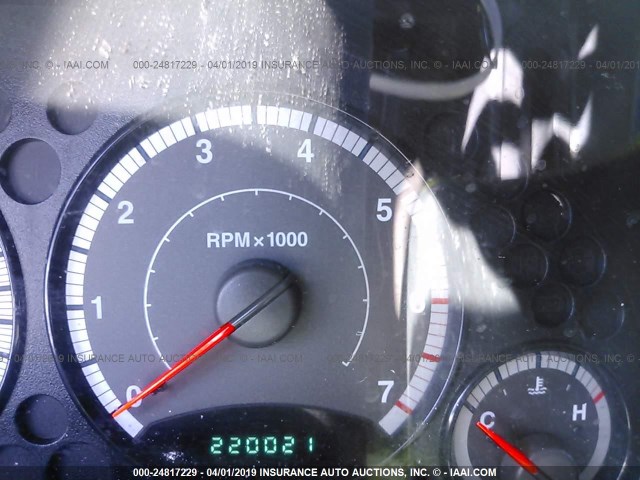 1J8GK38K35W679291 - 2005 JEEP LIBERTY RENEGADE BLACK photo 7