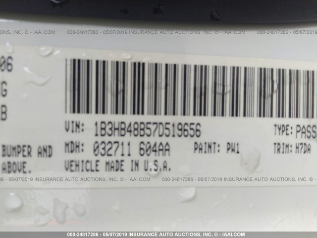 1B3HB48B57D519656 - 2007 DODGE CALIBER SXT WHITE photo 9