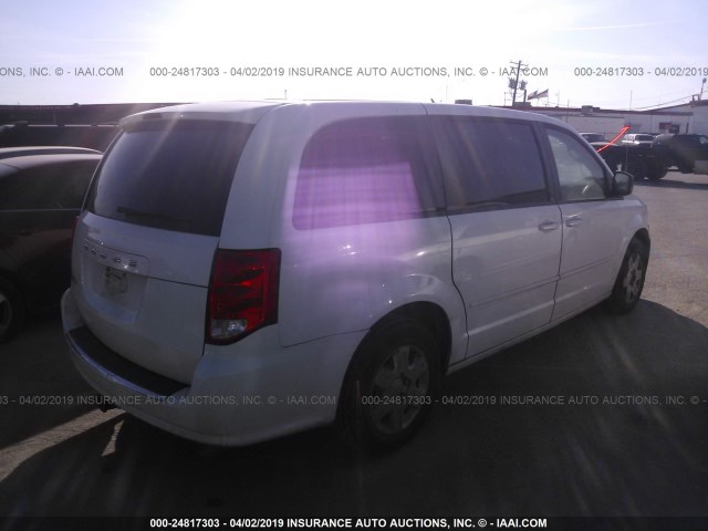 2C4RDGBG1DR506723 - 2013 DODGE GRAND CARAVAN SE WHITE photo 4