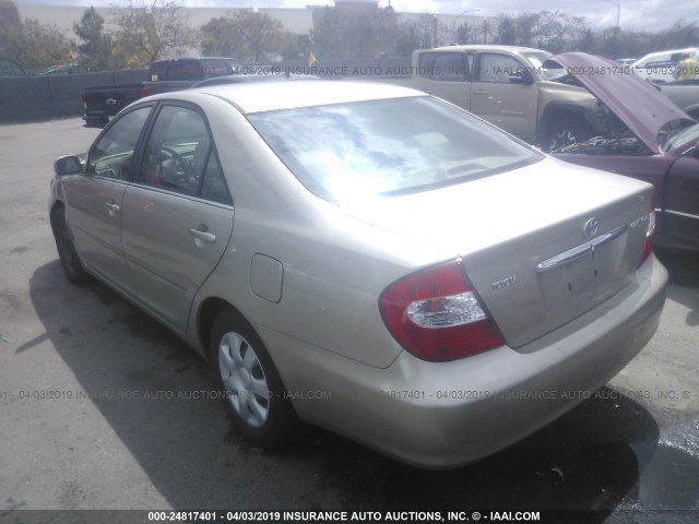 JTDBE32K920037240 - 2002 TOYOTA CAMRY LE/XLE/SE TAN photo 3