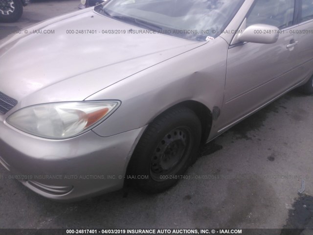 JTDBE32K920037240 - 2002 TOYOTA CAMRY LE/XLE/SE TAN photo 6