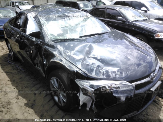 4T1BF1FK4HU424450 - 2017 TOYOTA CAMRY LE/XLE/SE/XSE BLACK photo 1