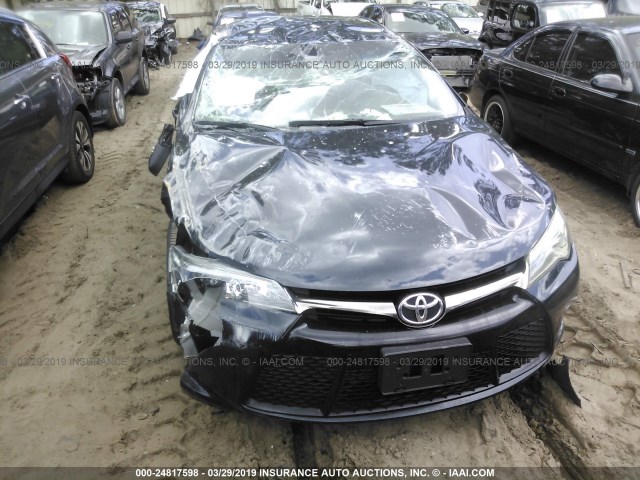 4T1BF1FK4HU424450 - 2017 TOYOTA CAMRY LE/XLE/SE/XSE BLACK photo 6