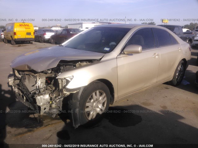 4T4BF3EK9BR151838 - 2011 TOYOTA CAMRY SE/LE/XLE TAN photo 2