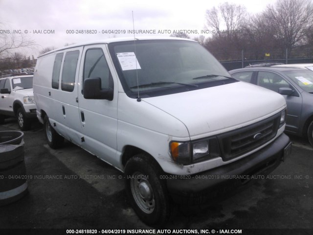 1FTRE14W44HA99720 - 2004 FORD ECONOLINE E150 VAN WHITE photo 1