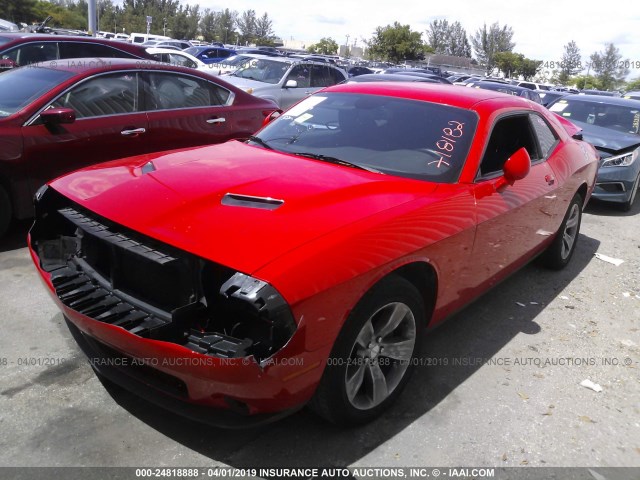 2C3CDZAG1FH718182 - 2015 DODGE CHALLENGER SXT RED photo 2