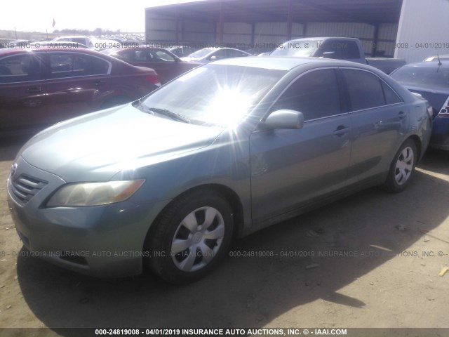4T1BE46K77U597656 - 2007 TOYOTA CAMRY NEW GENERAT CE/LE/XLE/SE GREEN photo 2