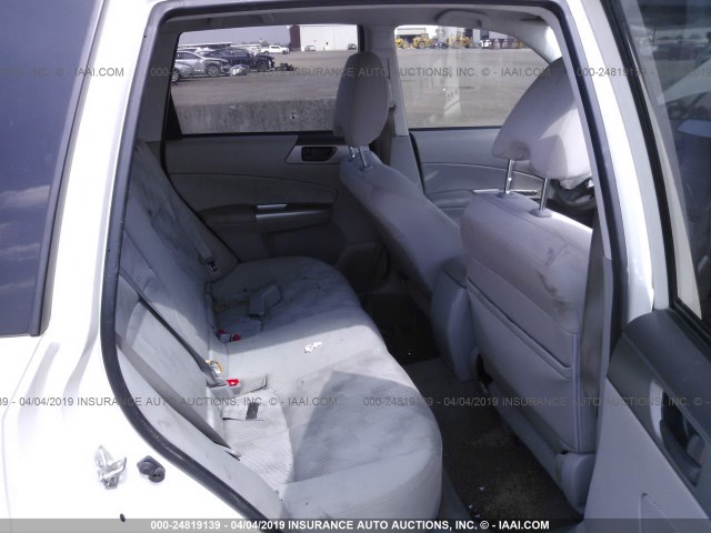 JF2SH61649H707545 - 2009 SUBARU FORESTER 2.5X WHITE photo 8