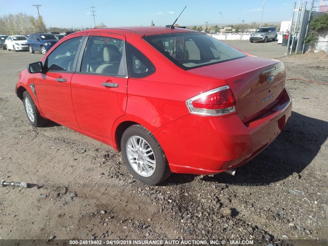 1FAHP35N48W288169 - 2008 FORD FOCUS SE/SEL/SES RED photo 3