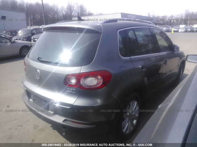 WVGBV75N79W511010 - 2009 VOLKSWAGEN TIGUAN SE/SEL GRAY photo 4