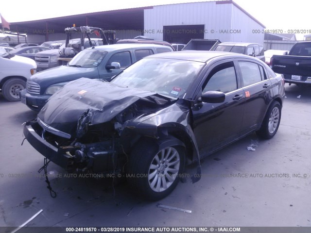 1C3CCBAB3DN704691 - 2013 CHRYSLER 200 LX BLACK photo 2