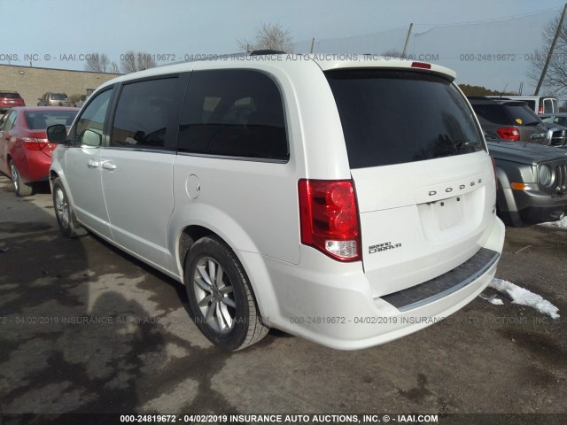 2C4RDGCG6JR249469 - 2018 DODGE GRAND CARAVAN SXT WHITE photo 3