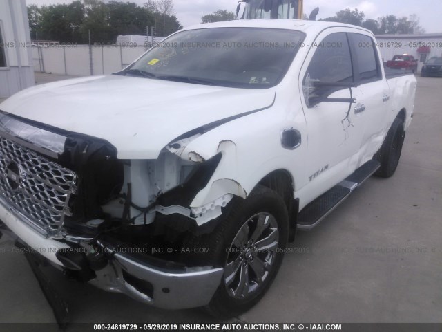 1N6AA1E55HN562564 - 2017 NISSAN TITAN WHITE photo 6