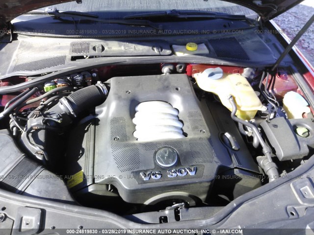 WVWRH63B04P141888 - 2004 VOLKSWAGEN PASSAT GLX 勃艮第红 照片 10