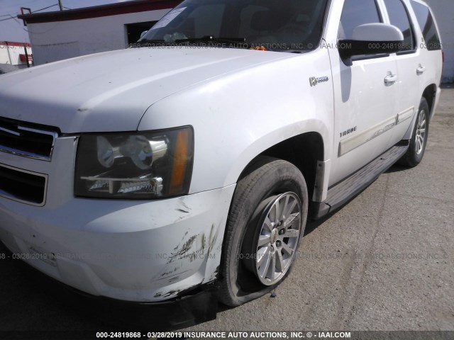 1GNUKDDJ0AR264667 - 2010 CHEVROLET TAHOE HYBRID WHITE photo 6