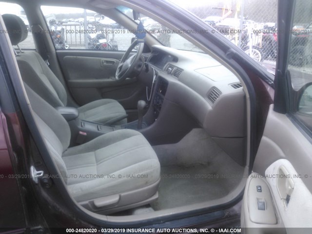4T1BG22K9XU510893 - 1999 TOYOTA CAMRY CE/LE/XLE 栗色 照片 5