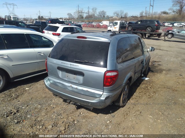 1D4GP24R45B419563 - 2005 DODGE GRAND CARAVAN SE Light Blue photo 4