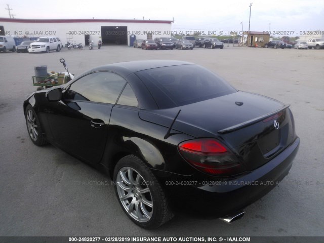 WDBWK54F39F191647 - 2009 MERCEDES-BENZ SLK 300 BLACK photo 3