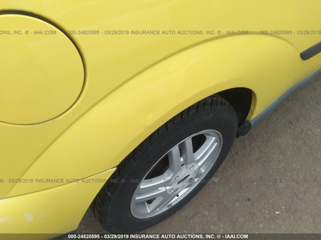 3FAFP3138YR257103 - 2000 FORD FOCUS ZX3 YELLOW photo 6