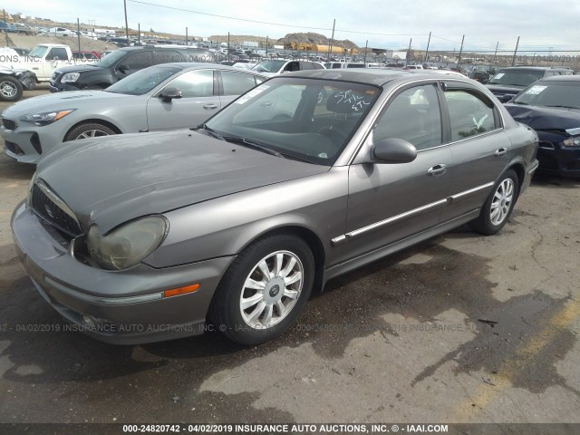 KMHWF35H13A887434 - 2003 HYUNDAI SONATA GLS/LX GRAY photo 2