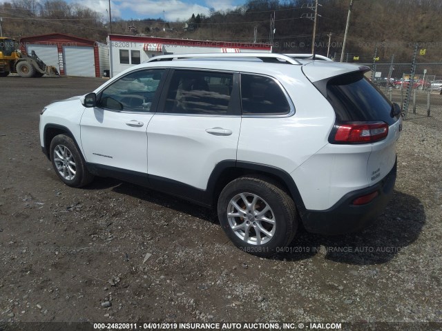 1C4PJMCB6GW187400 - 2016 JEEP CHEROKEE LATITUDE WHITE photo 3