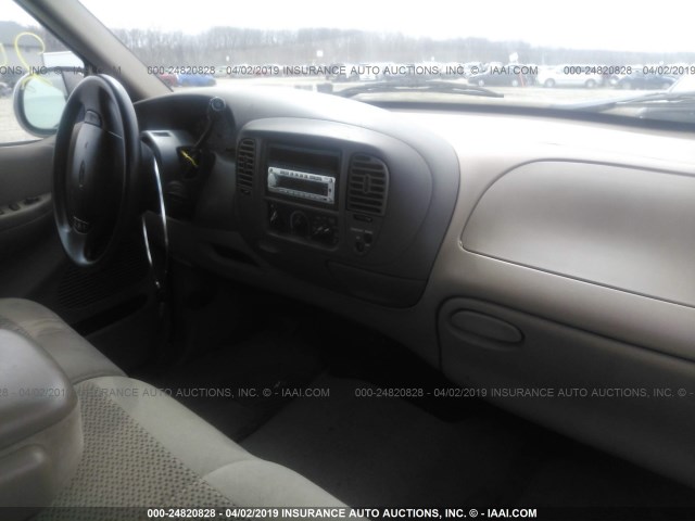 1FTZX1720XNB00614 - 1999 FORD F150 Золотой фото 5