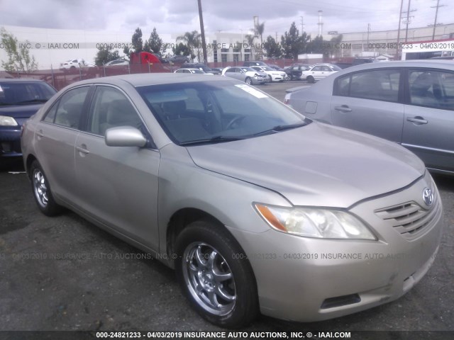 4T1BE46KX7U185974 - 2007 TOYOTA CAMRY NEW GENERAT CE/LE/XLE/SE GOLD photo 1