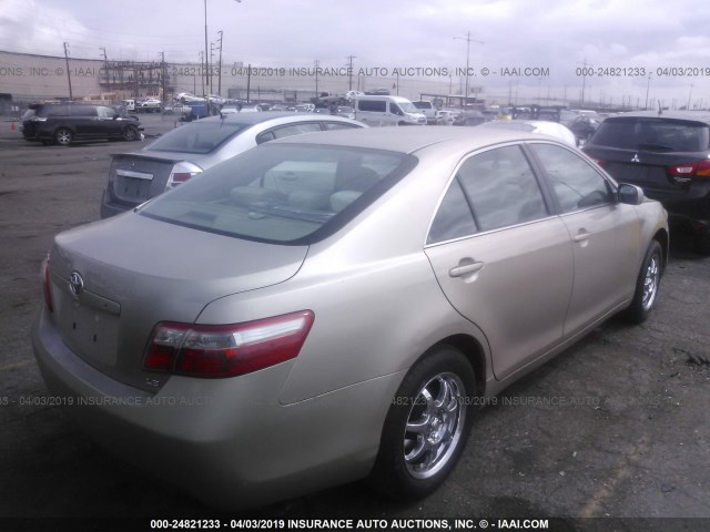 4T1BE46KX7U185974 - 2007 TOYOTA CAMRY NEW GENERAT CE/LE/XLE/SE GOLD photo 4