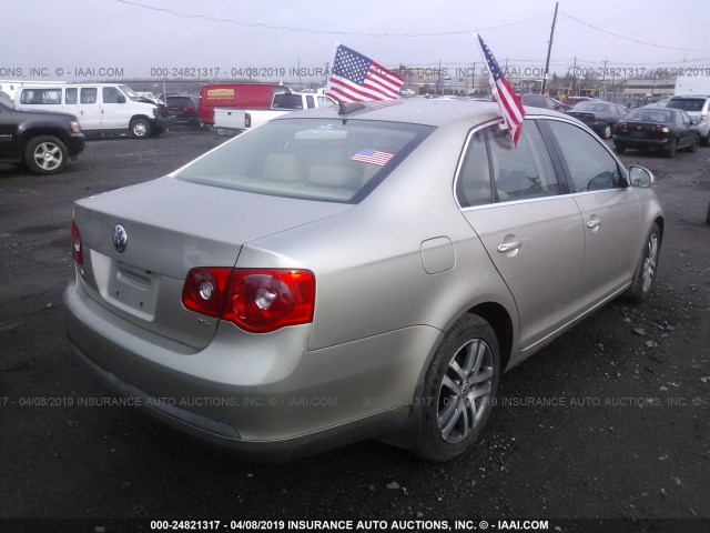 3VWRG81K16M765089 - 2006 VOLKSWAGEN JETTA 2.5 BEIGE photo 4