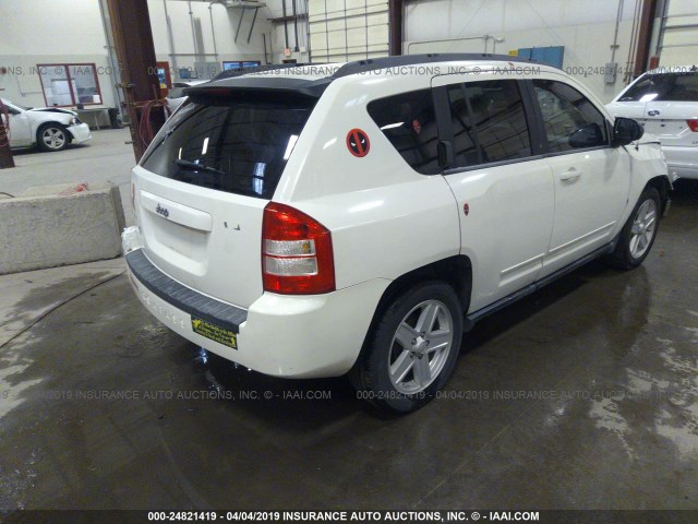 1J4NT4FB7AD578758 - 2010 JEEP COMPASS SPORT WHITE photo 4